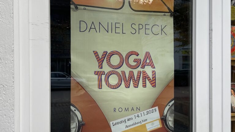 Der Roman Yoga Town von Daniel Speck