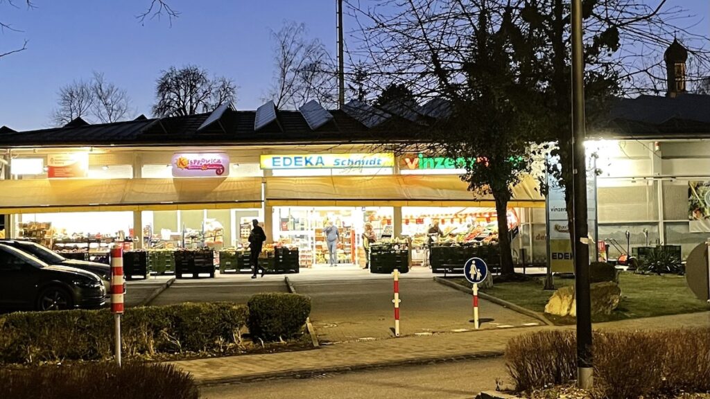 Wir lieben Vielfalt in Schondorf: Edeka Schmidt