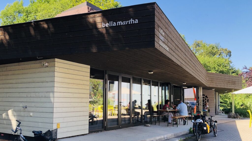 Ausflugsfahrten mit der Schondorfer Rikscha, z. B. ins Cafe Bella Martha in Grafrath