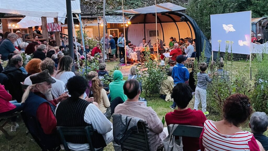 Musik für Flugfahrräder in Schondorf