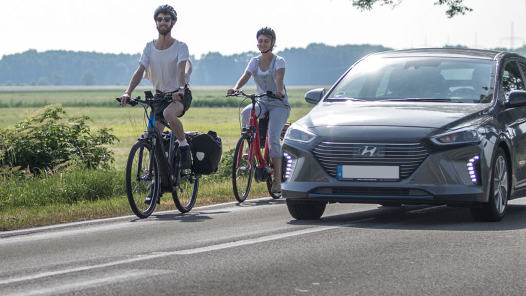 ADFC Fahrradklimatest 2024 in Schondorf. Geben Autofahrer beim überholen acht auf Radfahrer?